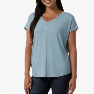 32 Degrees Cool Women's Soft Luxe
Short Sleeve V-Neck Top. Size XXL. NWT.